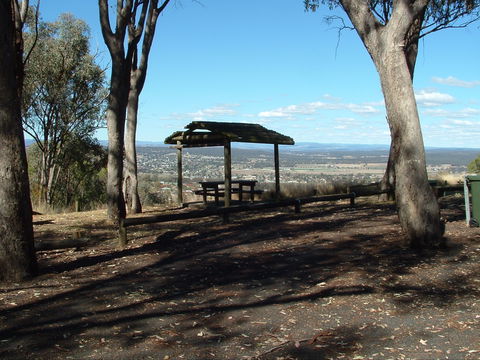 McIlveen Park Lookout - Winery Find 0
