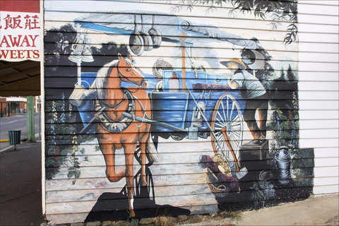 Sheffield: Town Of Murals - Winery Find 0