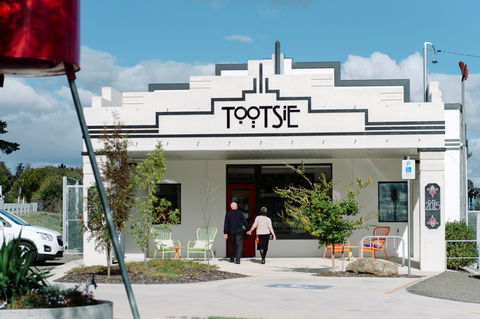 Tootsie Art And Design - Winery Find 0