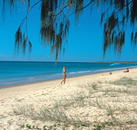 Woodgate Beach Park and Playground - Winery Find