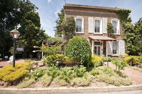 Antiques Of The Riverina - Antique Trail - Winery Find 0