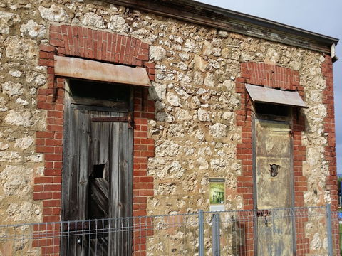 A Walk Back In Time Time Trail - Kingscote - Winery Find 0