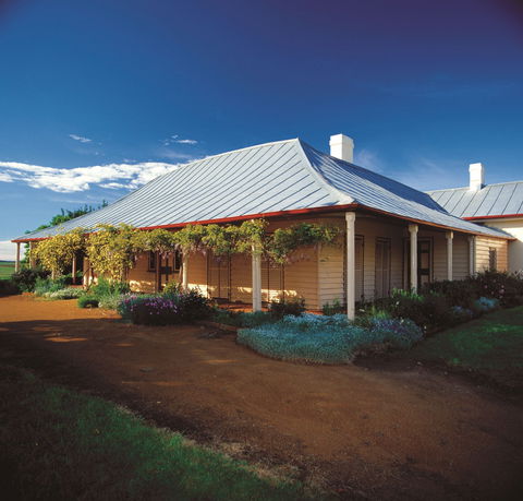 Cooma Cottage - Winery Find 0