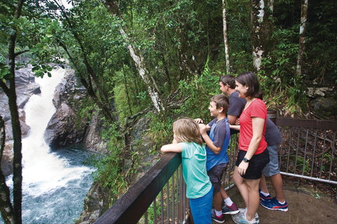 Finch Hatton - Winery Find 2