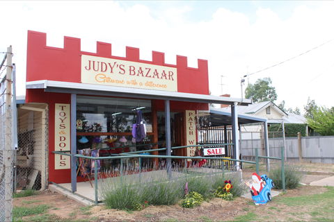 Judys Bazaar - Winery Find 0
