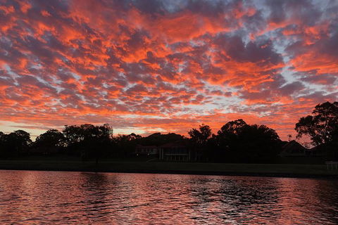 Romantic Gondola Dinner Cruise For Two - Winery Find 12
