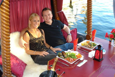 Romantic Gondola Dinner Cruise For Two - Winery Find 7