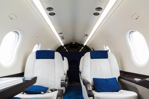 Return Trip For Brisbane Airport To And From Brisbane CBD For 7 Ppl - Winery Find 0