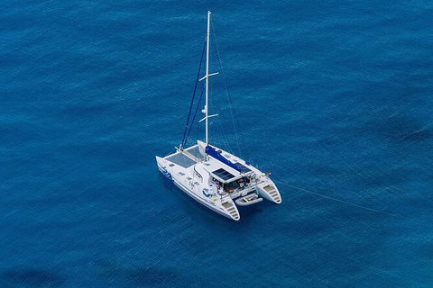 Bareboat Hire - Indigo 5 Night Hire - Winery Find 1
