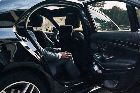 Departure Private Transfers From Gold Coast City To Gold Coast Airport OOL - Winery Find 5