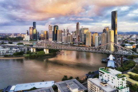Brisbane Airport Transfers : Brisbane Airport BNE To Brisbane In Luxury Car - Winery Find 4