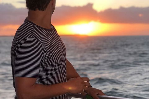 Sunset Twilight Cruise In Hervey Bay - Winery Find 3