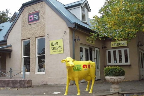 Adelaide Hills Regional / Hahndorf German Village Tour - Winery Find 1