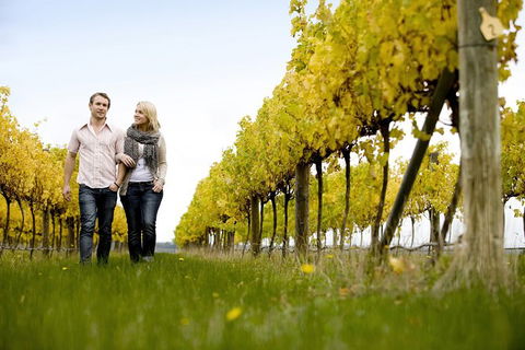 2-Day Private Daylesford & Macedon Ranges Gourmet Food Trail Tour From Melbourne - Winery Find 1