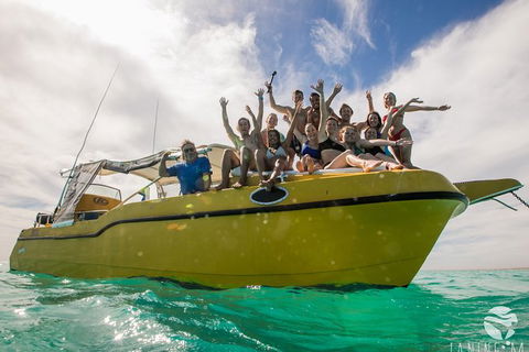 Ningaloo Immersion Private Charter - Winery Find 9