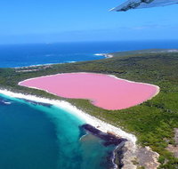 Lake Hillier-Middle Island Scenic Flight from Esperance - Winery Find