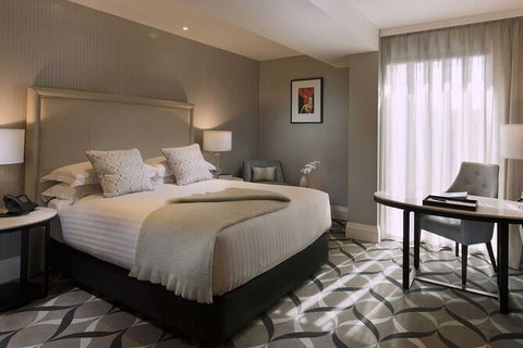 Perth To Margaret River Wine Tour - 2 Day Premium Boutique Wine Tour Experience - Winery Find 1