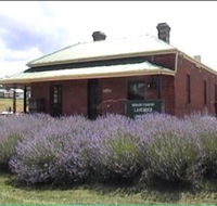 Lavender House in Railway Park - Winery Find