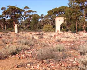Yellowdine WA Winery Find