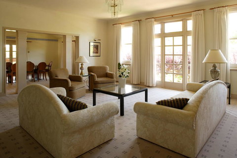 Hyatt Hotel Canberra - A Park Hyatt Hotel - Winery Find 13