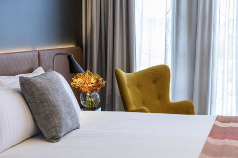 Vibe Hotel Canberra - Winery Find 8