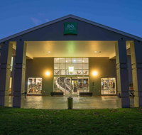ibis Styles Canberra - Winery Find