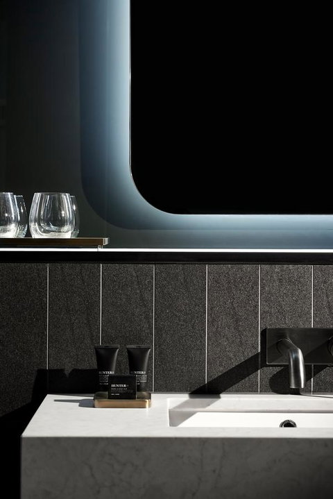 Midnight Hotel, Autograph Collection - Winery Find 8