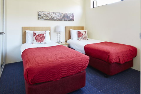 Manuka Park Serviced Apartments - Winery Find 27