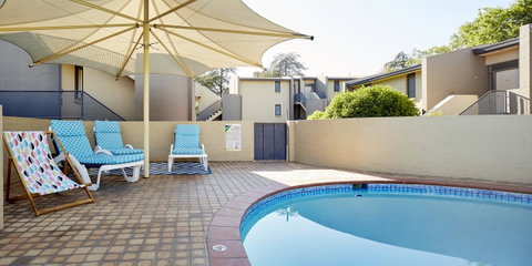 Manuka Park Serviced Apartments - Winery Find 33