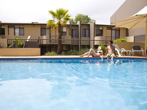 Manuka Park Serviced Apartments - Winery Find 9