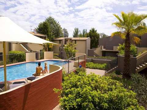 Manuka Park Serviced Apartments - Winery Find 12