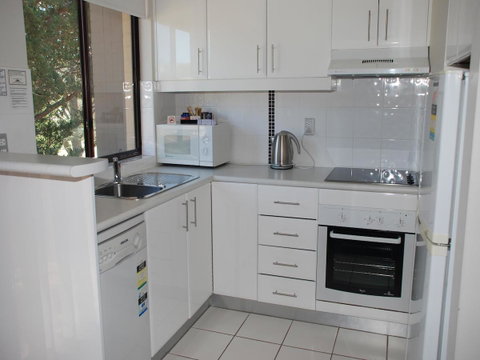 Manuka Park Serviced Apartments - Winery Find 14