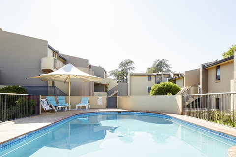 Manuka Park Serviced Apartments - Winery Find 31