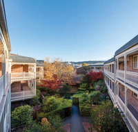 Adina Serviced Apartments Canberra Kingston - Winery Find