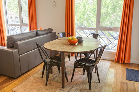 One Of A Kind Apartments - Winery Find 5