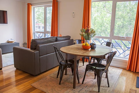 One Of A Kind Apartments - Winery Find 4