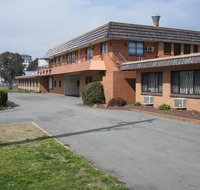 Canberra Lyneham Motor Inn - Winery Find