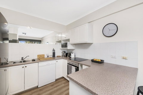 Accommodate Canberra - The Summit - Winery Find 13