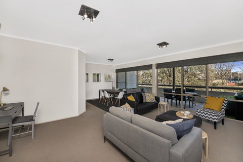 Accommodate Canberra - The Summit - Winery Find 0