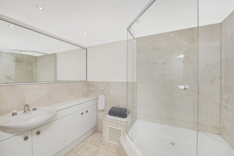 Accommodate Canberra - The Summit - Winery Find 12