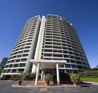 BreakFree Capital Tower Apartments - Winery Find