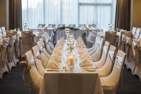 Rydges Canberra - Winery Find 29