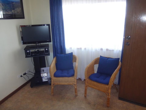 Windana Cottages - Winery Find 4