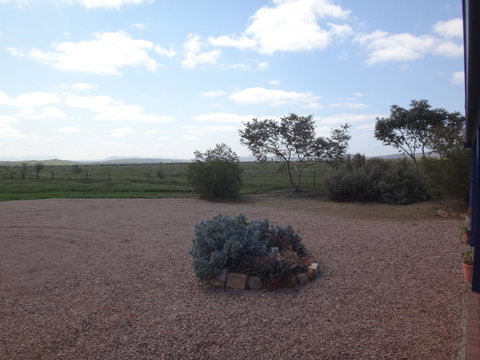 Windana Cottages - Winery Find 39