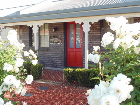 Baronet B & B - Winery Find 0