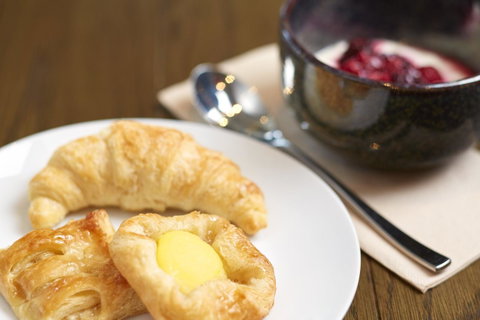 Holiday Inn Express Adelaide City Centre, An IHG Hotel - Winery Find 19