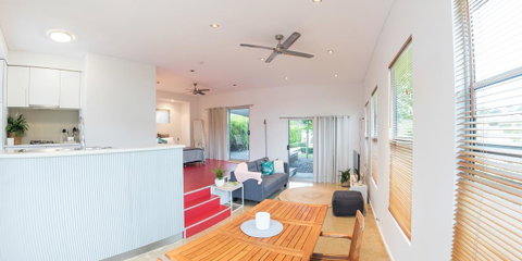S T U D I O 22 Peaceful Retreat With Garden Views - Winery Find 1