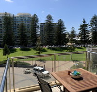 Luxury Beachside Accomodation - Winery Find