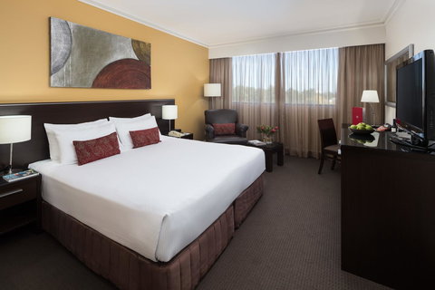 Rydges Norwest Sydney - Winery Find 6