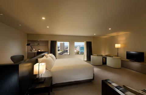 Hilton Adelaide - Winery Find 5
